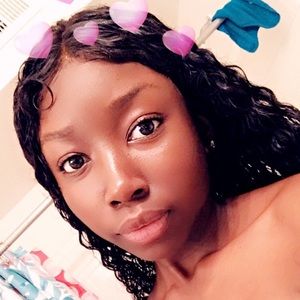 Meet your Posher, Shiana